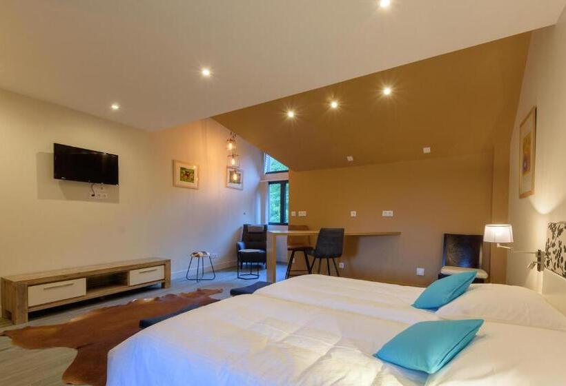 تختخواب و صبحانه Casa Mir