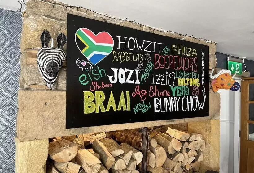 簡易ホテル The Railway