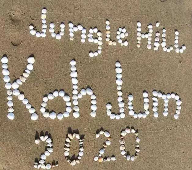 Hotelli Jungle Hill Beach Bungalow
