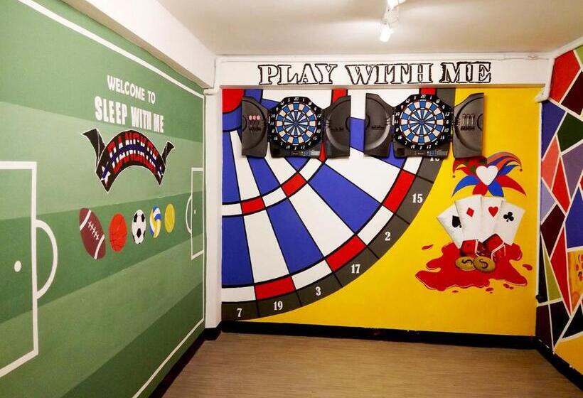 هتل Sleep With Me Bangkok  Bts Phra Khanong