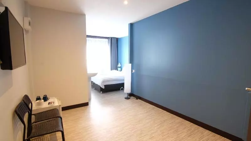 هتل Sleep With Me Bangkok  Bts Phra Khanong