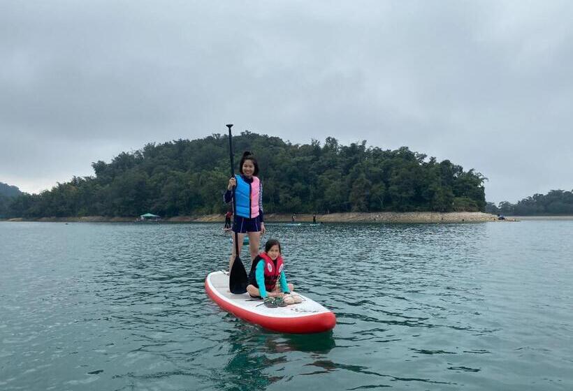 هتل Sun Moon Love