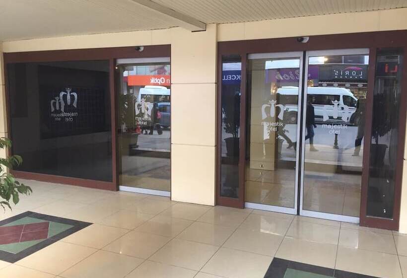 Majestik Otel