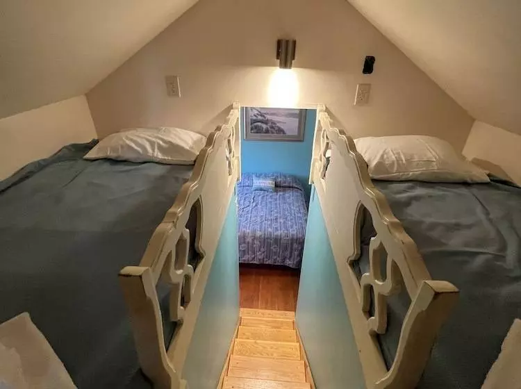 Marvin Gardens Motel