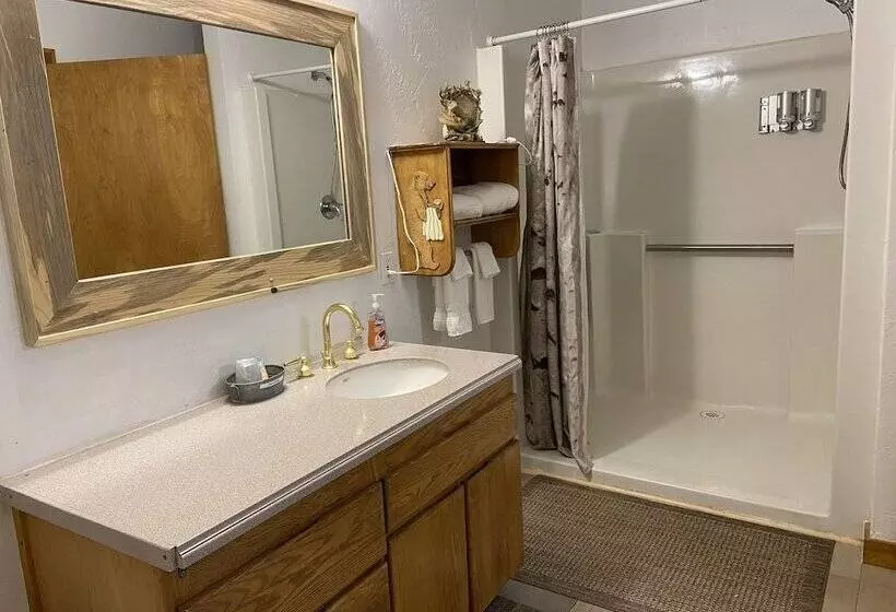 モーテル Cascade Lake Inn