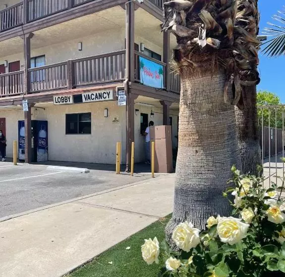 モーテル Palms Inn & Suites