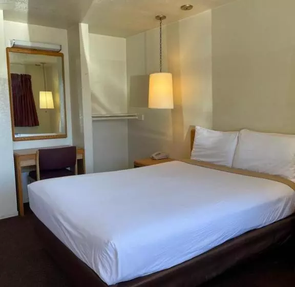 モーテル Palms Inn & Suites