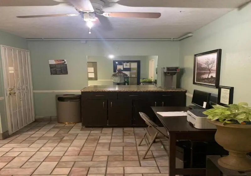 モーテル Palms Inn & Suites