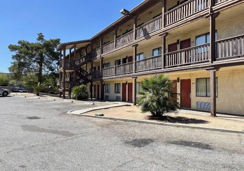 モーテル Palms Inn & Suites