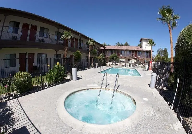 モーテル Palms Inn & Suites