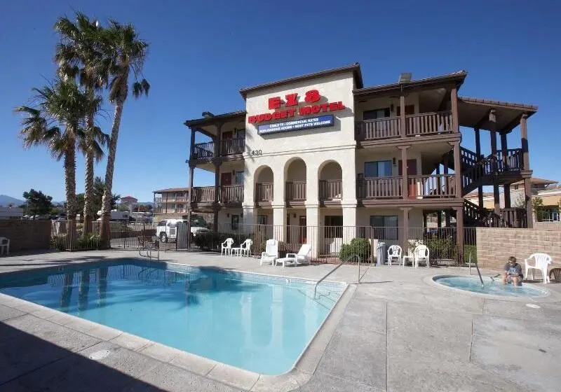 モーテル Palms Inn & Suites