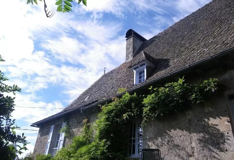 ベッドアンドブレックファースト Chambre D Hôtes à La Clairière