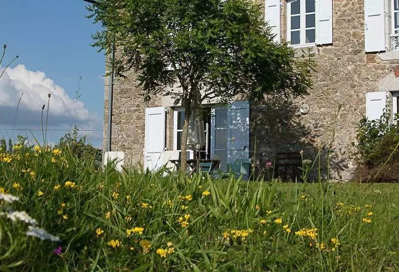 ベッドアンドブレックファースト Chambre D Hôtes à La Clairière