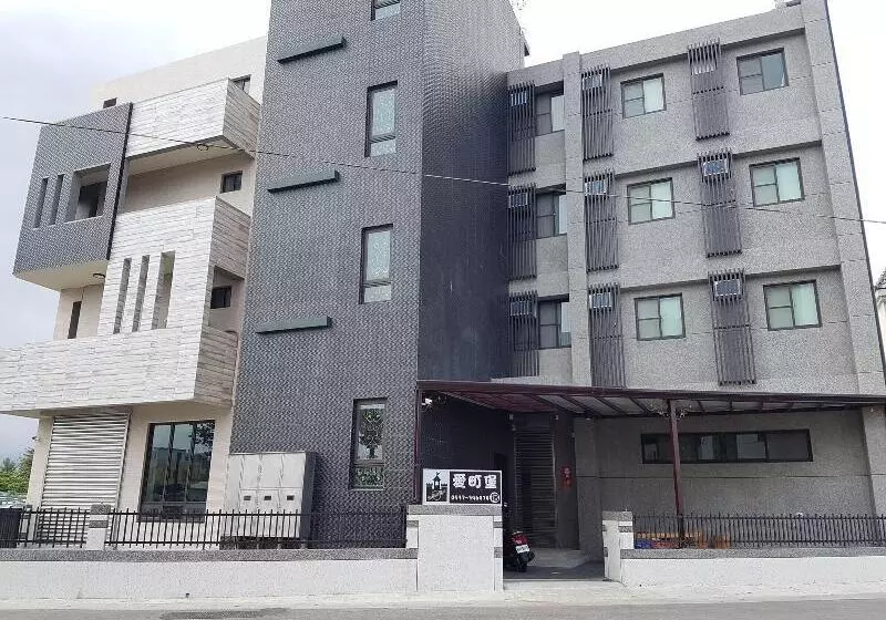 تختخواب و صبحانه Eiding Castle