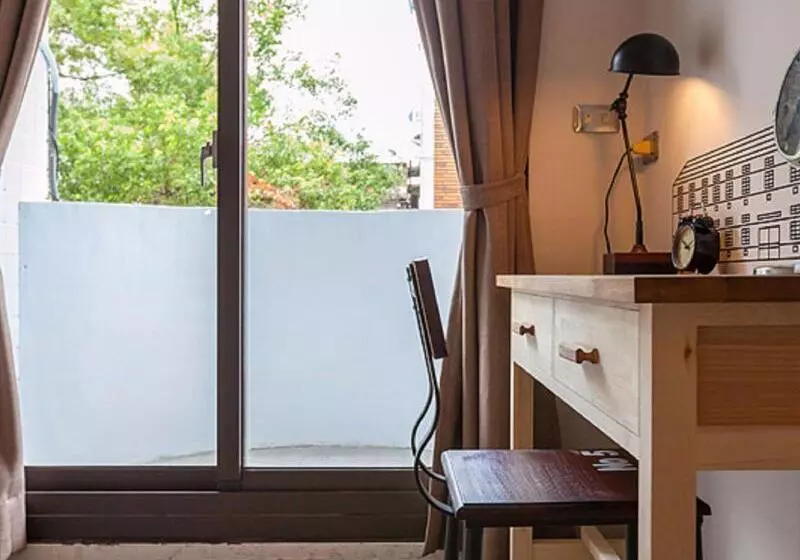 Cozy House Hostel