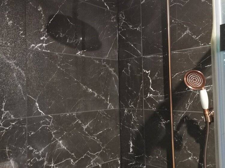 Forthay Bed And Breakfast