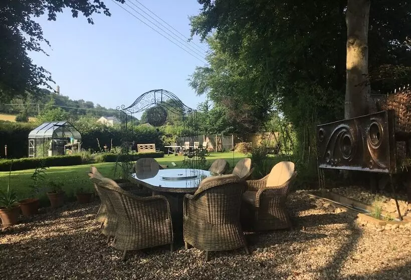 Forthay Bed And Breakfast