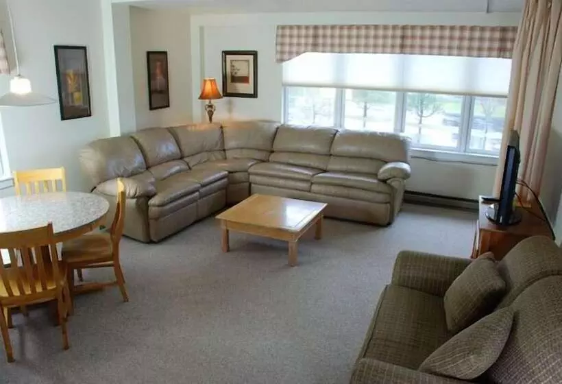 Golden Eagle Lodge
