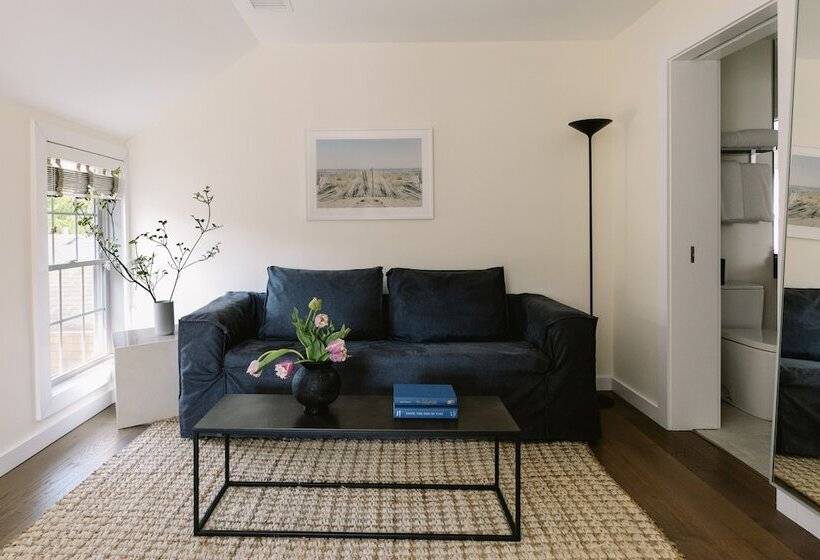 فندق فئة نجمة واحدة The Roundtree, Amagansett