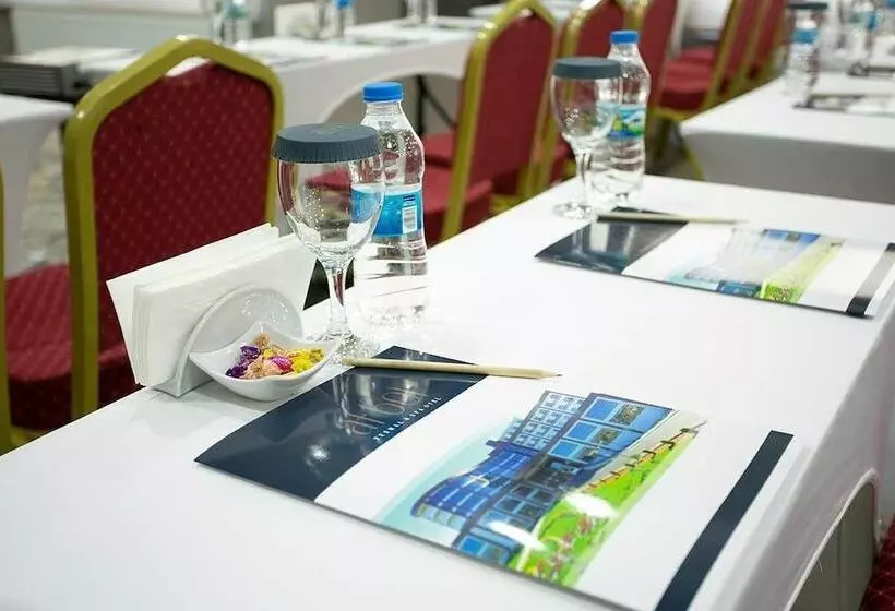 ホテル Afbel Termal & Spa