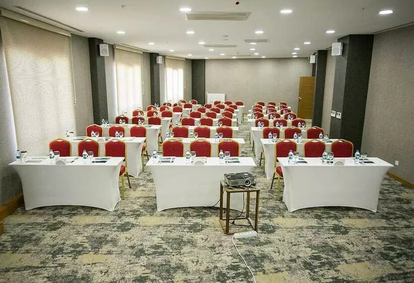 ホテル Afbel Termal & Spa