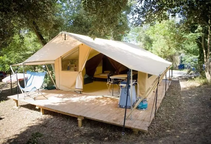 Hotelli Camping Huttopia Oleron Les Pins