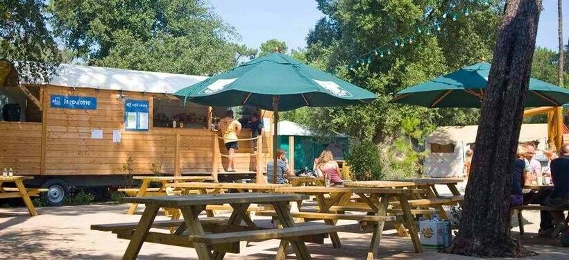 فندق Camping Huttopia Oleron Les Pins