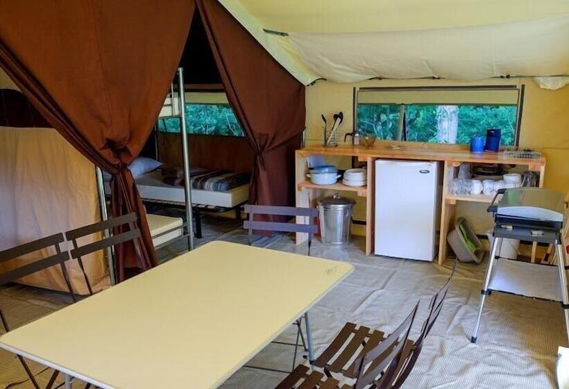 فندق Camping Huttopia Oleron Les Pins