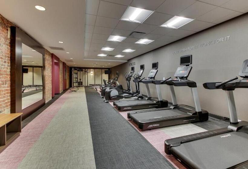 هتل Fairfield Inn & Suites By Marriott Birmingham Downtown