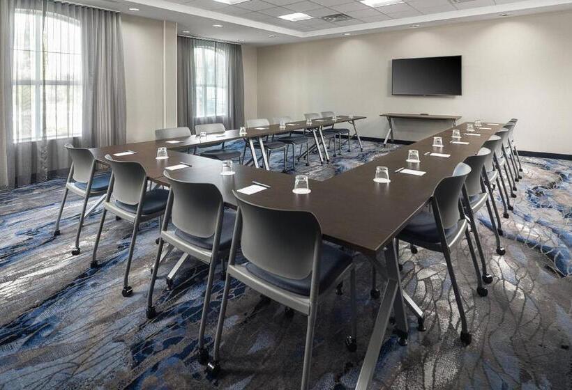 ホテル Fairfield Inn & Suites By Marriott South Kingstown Newport Area