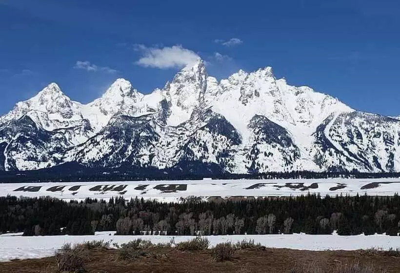 Hotelli Lava Mountain Lodge