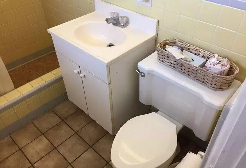 Motelli Economy Suites