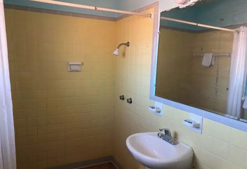 Motelli Economy Suites