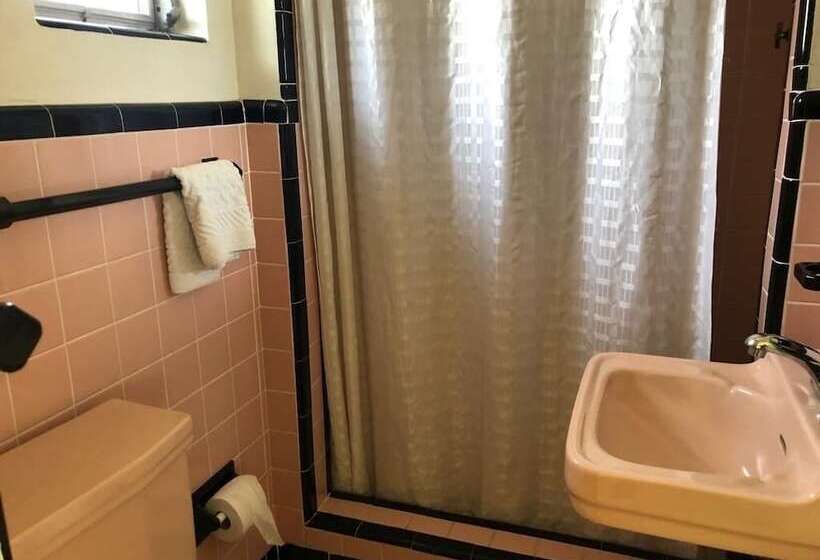 汽车旅馆 Economy Suites