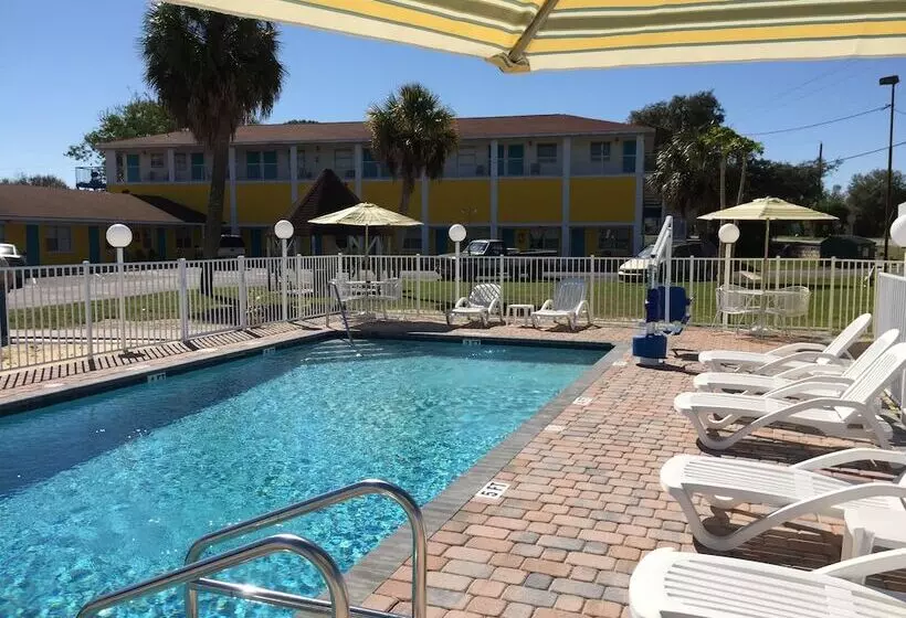 Motelli Economy Suites