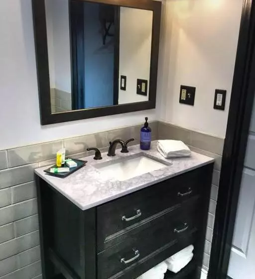 Papillon Cellars   The Loft