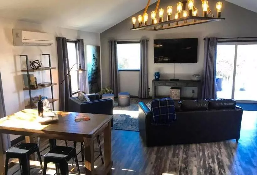 Papillon Cellars   The Loft