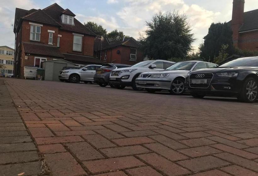 膳宿费 Landguard House Bed Only