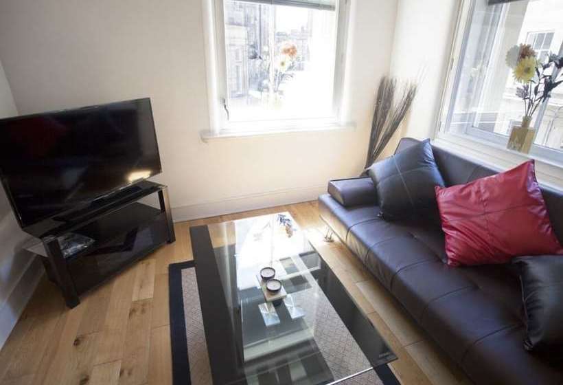 Square Central Aparts