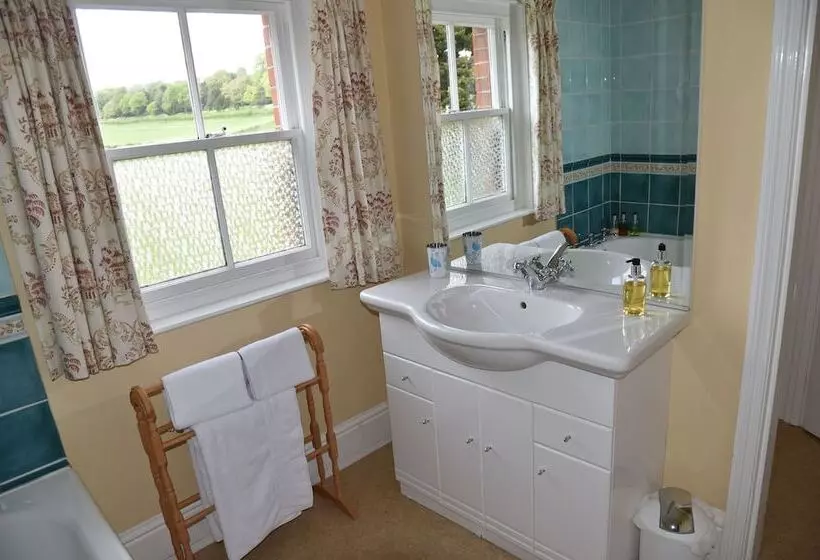 ベッドアンドブレックファースト Lower Bryanston Farm