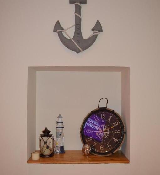 Central Cove Guesthouse