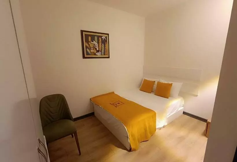 Comfy Otel Antalya Lara