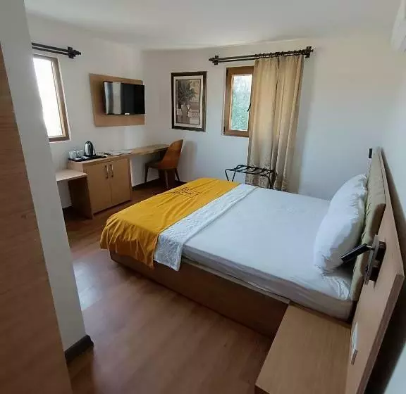 Comfy Otel Antalya Lara