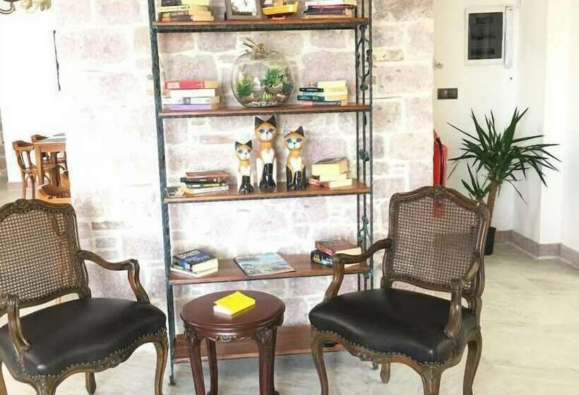 Cunda Mira Butik Otel