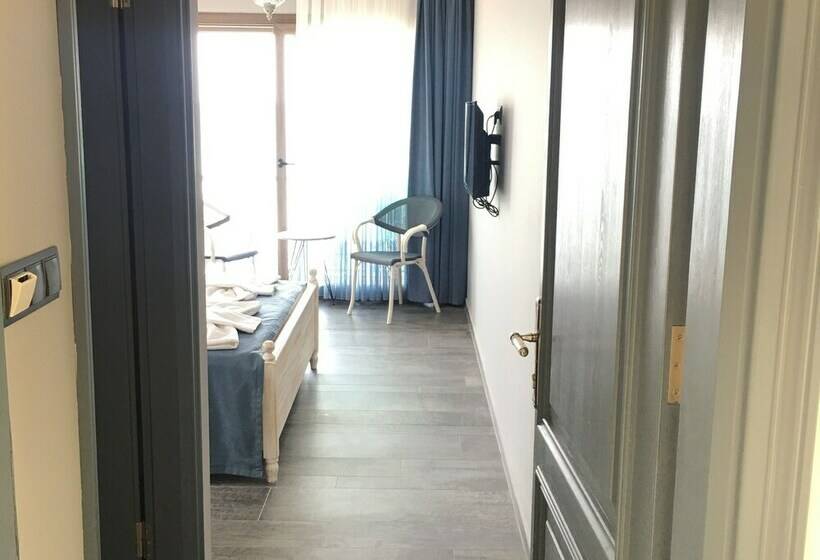 Cunda Mira Butik Otel