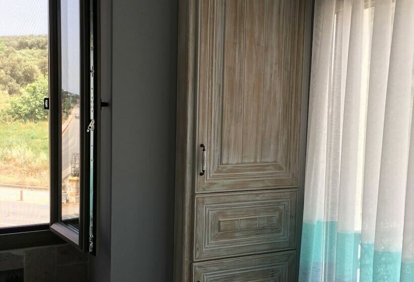 Cunda Mira Butik Otel