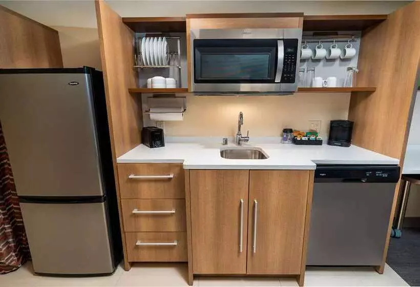 Home2 Suites By Hilton Bakersfield
