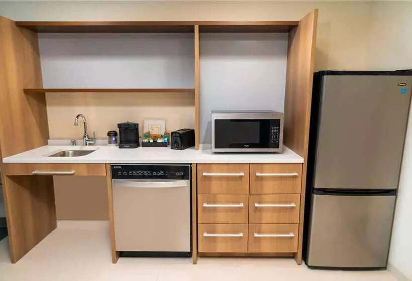 Home2 Suites By Hilton Bakersfield
