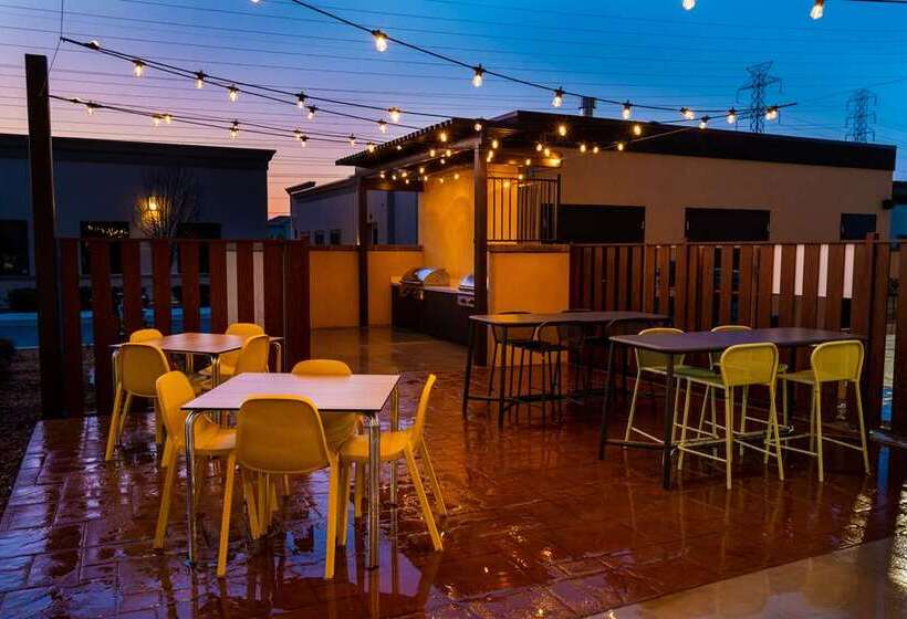 Home2 Suites By Hilton Bakersfield