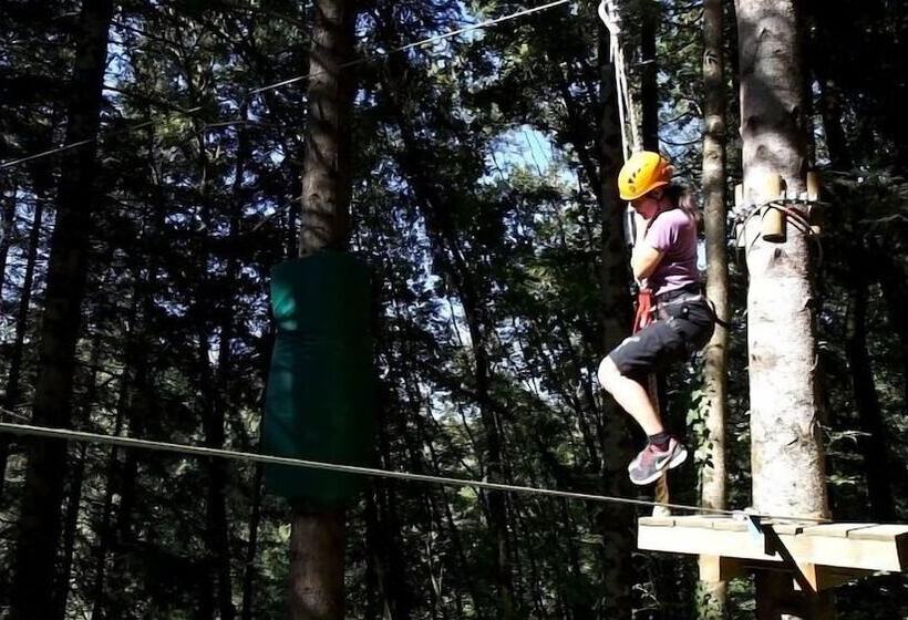 בית מלון כפרי Camping Le Paisserou